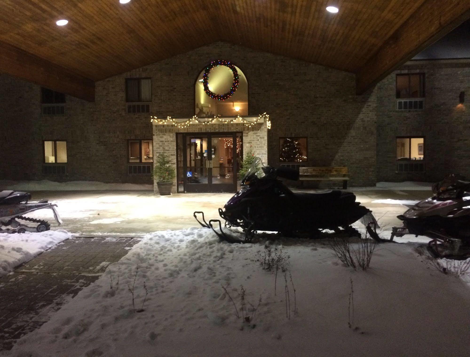 All Seasons Resort Kalkaska Buitenkant foto